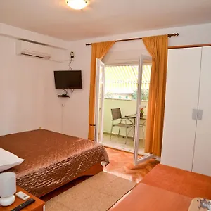 Pensionat El Mirador With Balcony