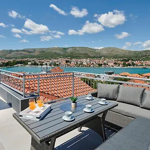 & Zaja Apartment Trogir